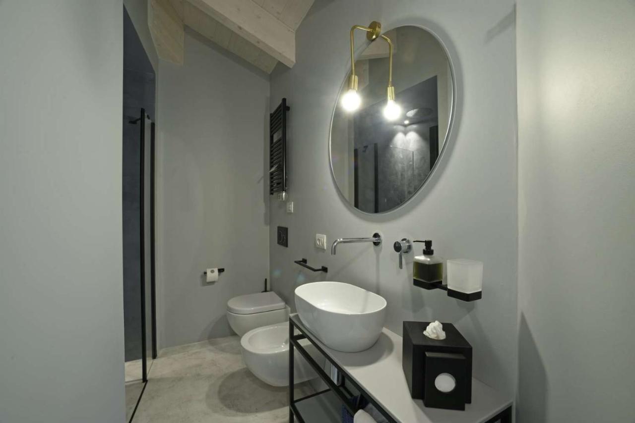 Boutique Hotel De La Ville Laigueglia Exterior photo